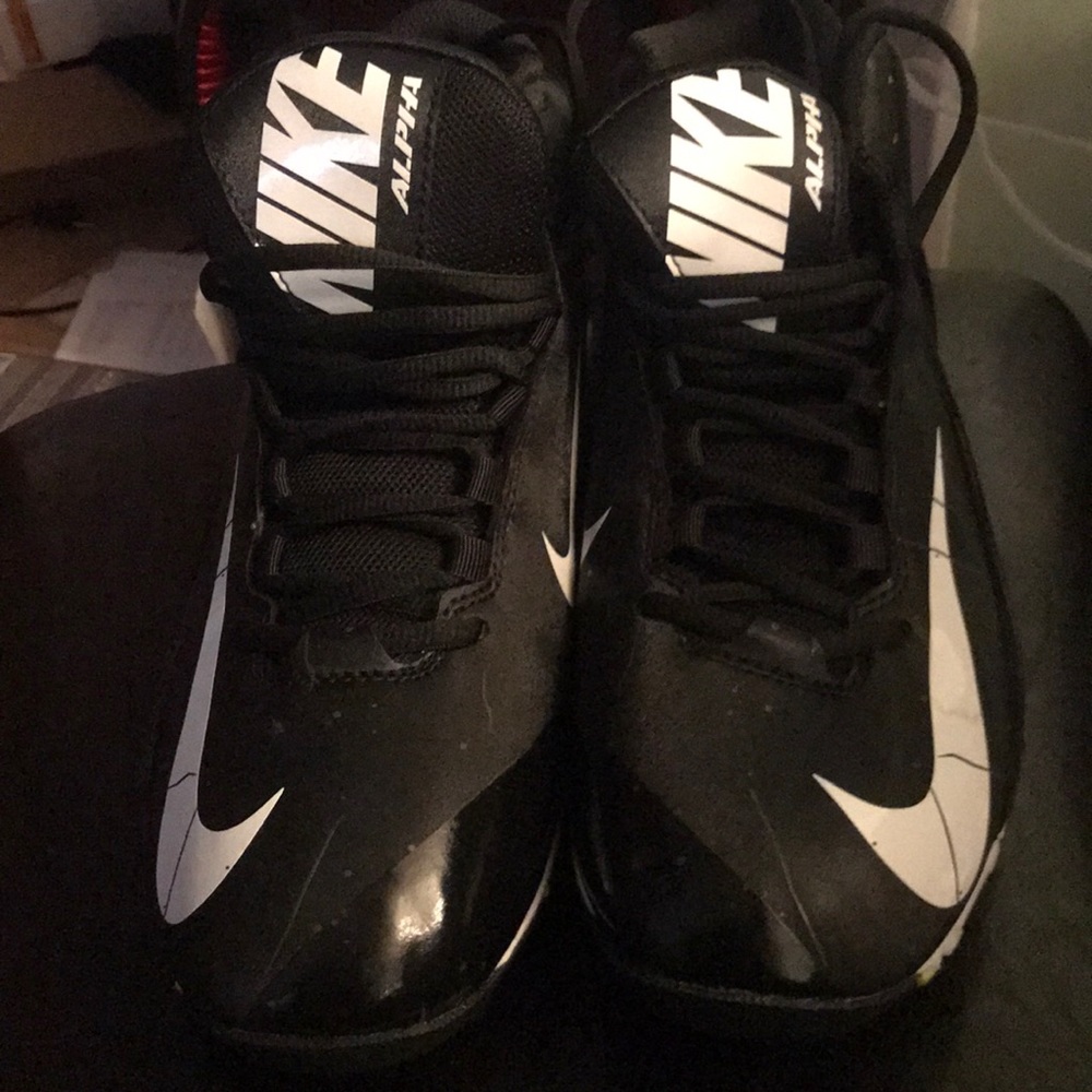 Football cleats